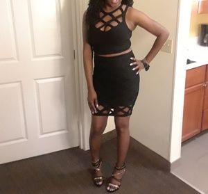 Caged crop top and bottom